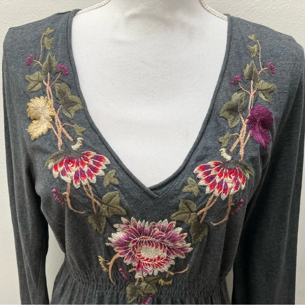 JW Los Angeles Gray Floral Embroidered Long Sleeve Boho Dress - Medium - Picture 3 of 9